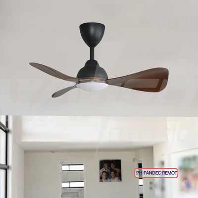 Ceiling Fan Light - 3 Blades - With Remote